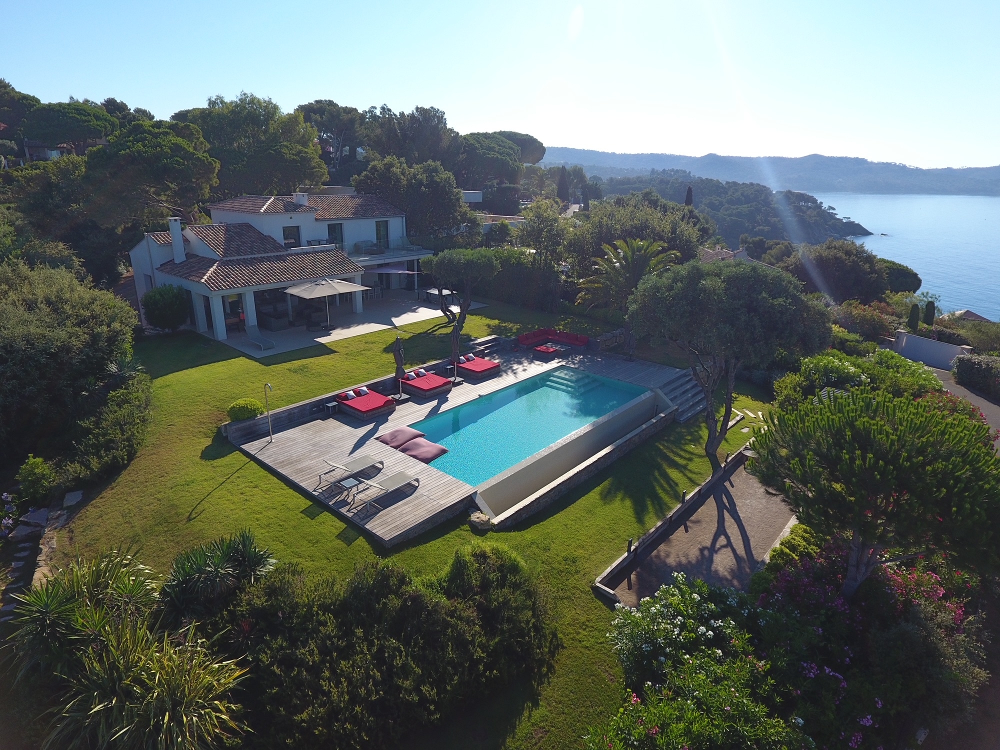 <span  class="uc_style_uc_tiles_grid_image_elementor_uc_items_attribute_title" style="color:#ffffff;">DCIM100MEDIADJI_0006.JPG</span>